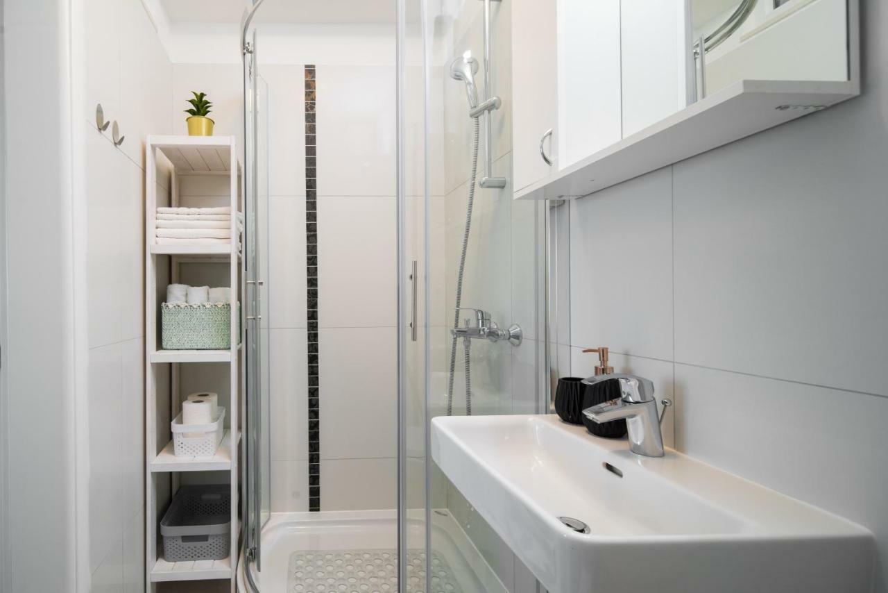 Lotus Apartman Σπλιτ Εξωτερικό φωτογραφία